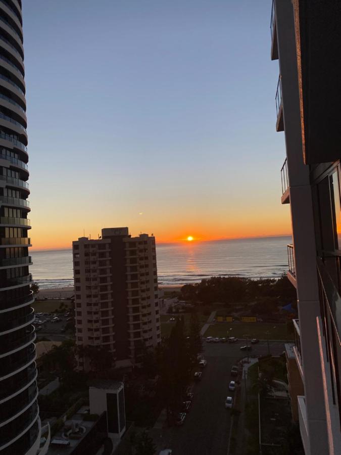 Koko Luxury Apartment In Broadbeach Голд-Кост Экстерьер фото